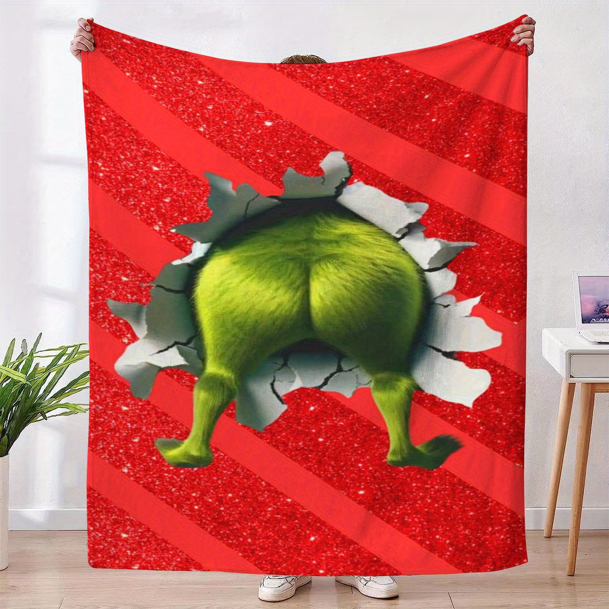 A plush wool blanket featuring - Home Textiles Images 评论和价格